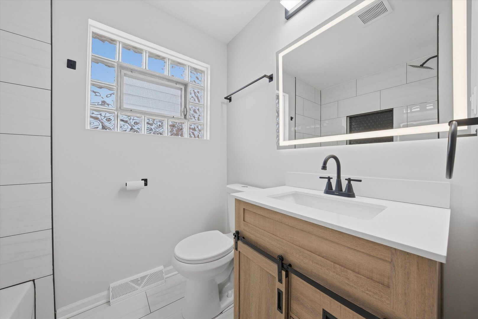 14223 University Avenue, Dolton, IL 60419