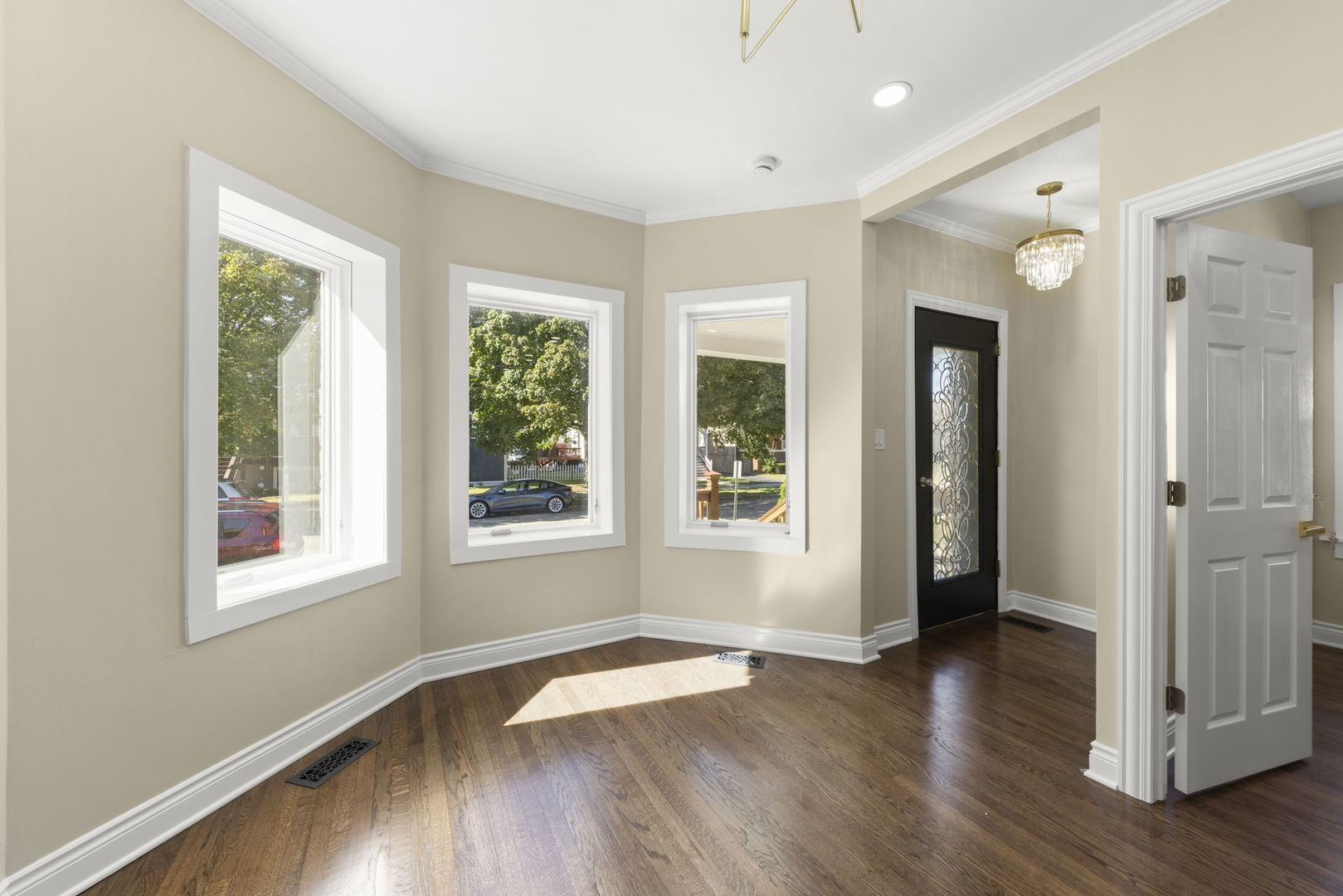 1335 Wesley Avenue, Berwyn, IL 60402