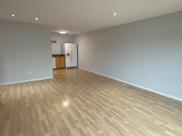 8923 Knight Avenue #316, Des Plaines, IL 60016