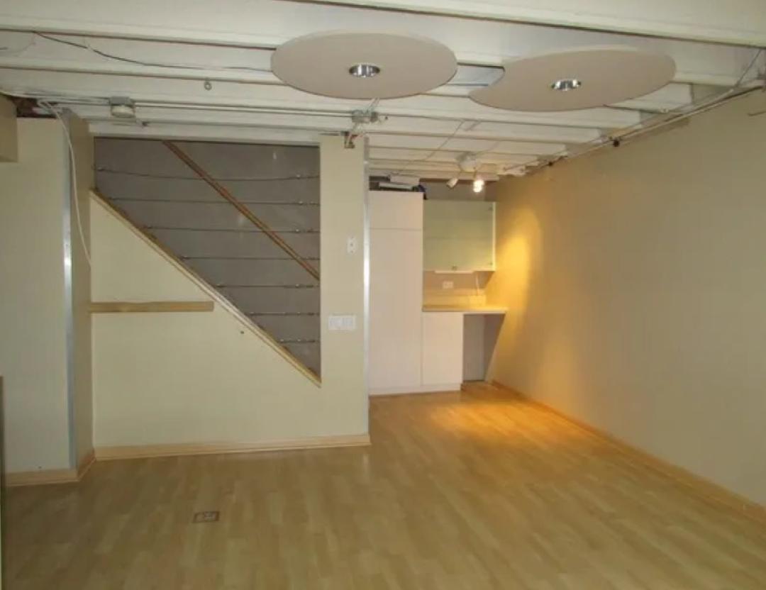 2375 Cove Court, Elgin, IL 60123