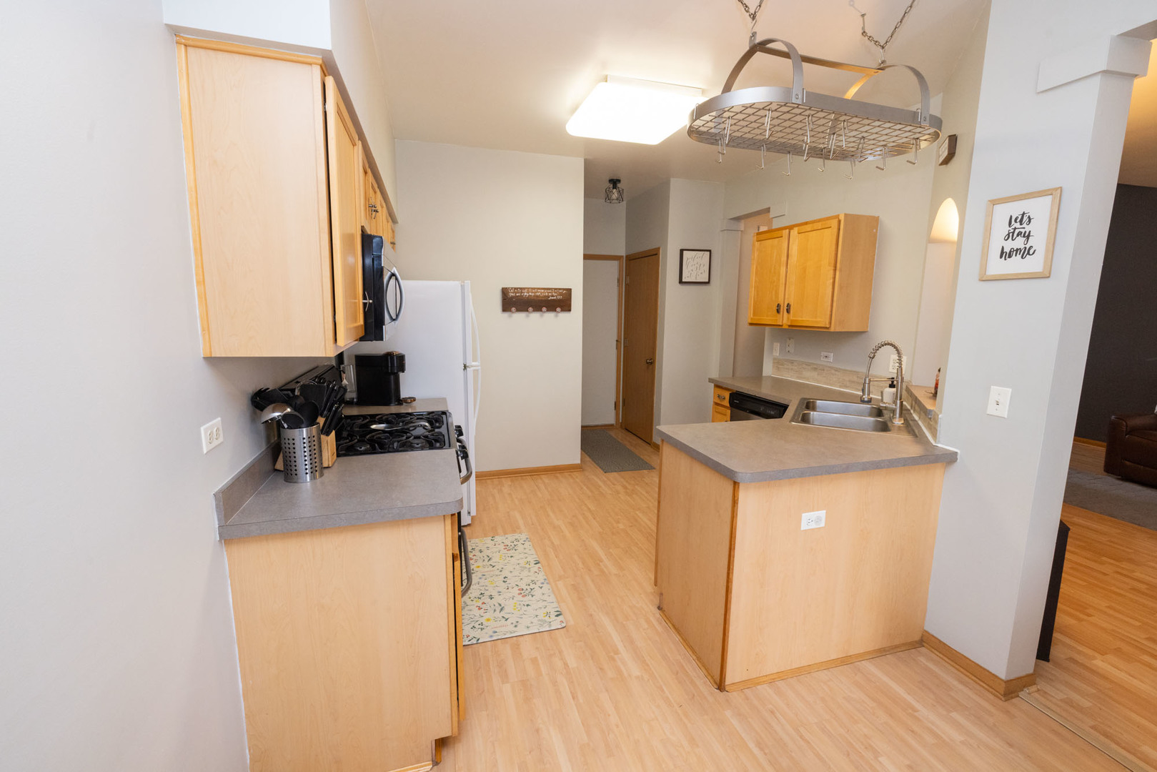 2375 Cove Court, Elgin, IL 60123