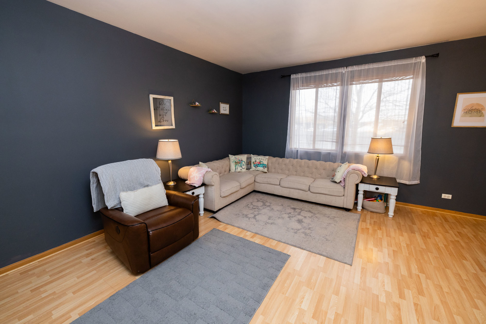 2375 Cove Court, Elgin, IL 60123