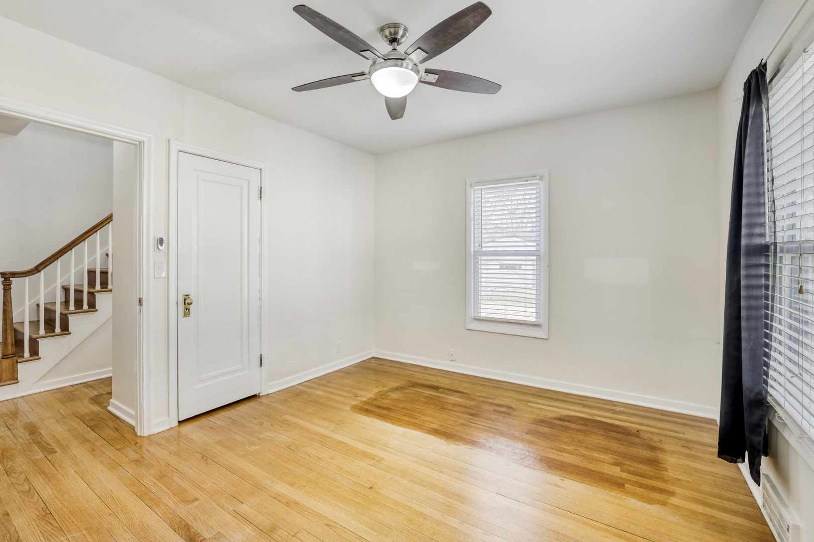 626 N Hough Street, Barrington, IL 60010