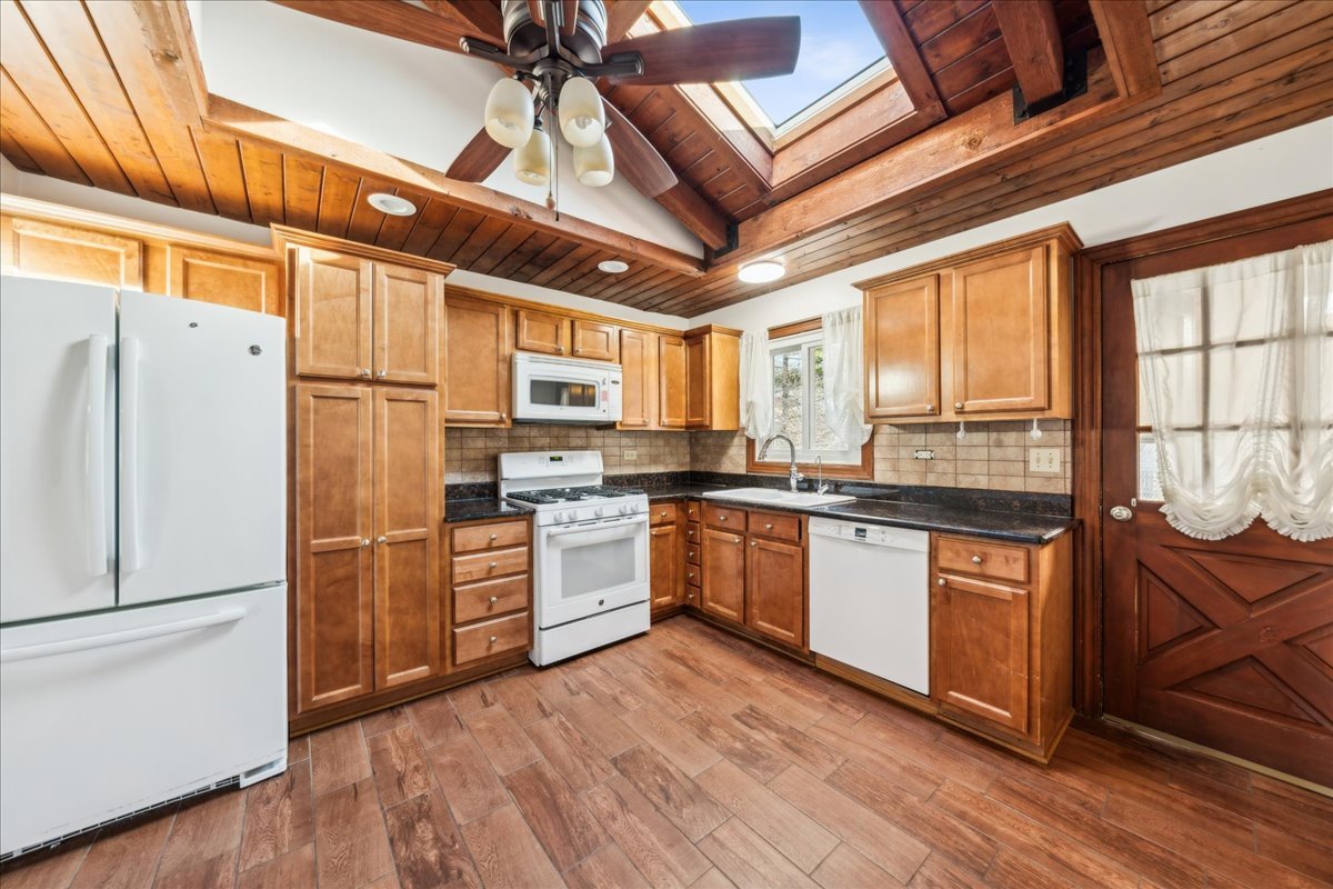 221 58th Street, Clarendon Hills, IL 60514