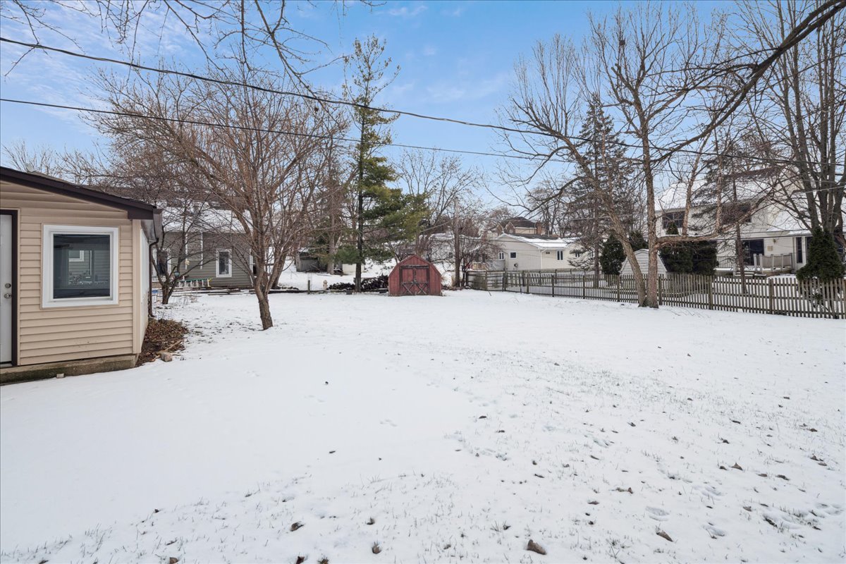 221 58th Street, Clarendon Hills, IL 60514