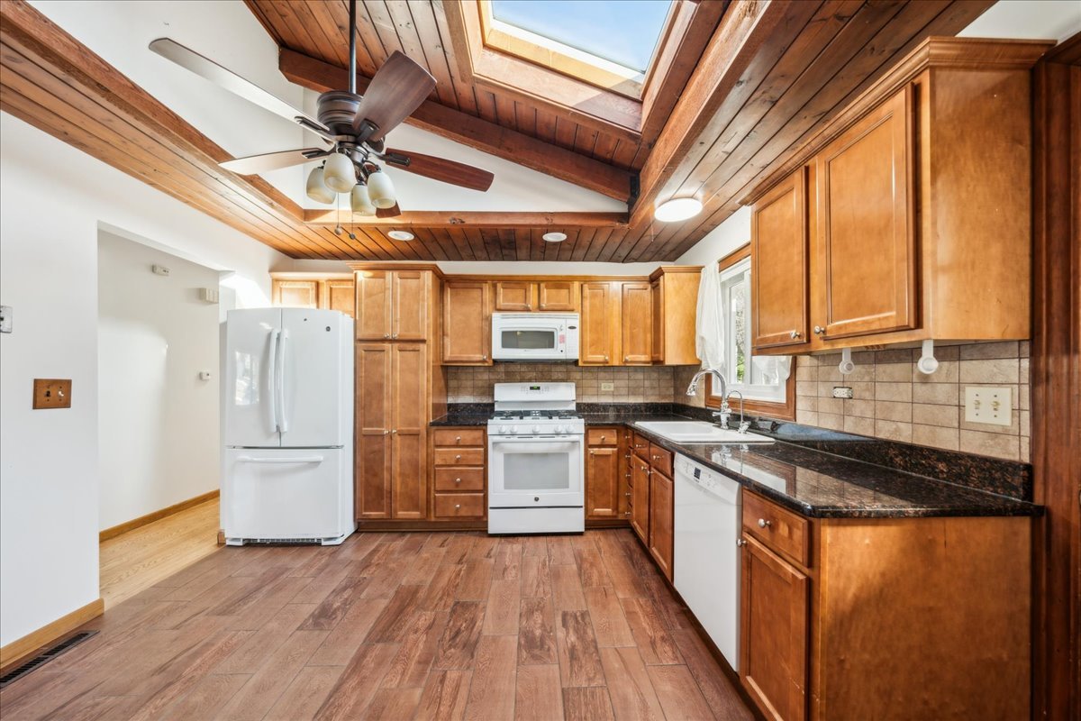 221 58th Street, Clarendon Hills, IL 60514