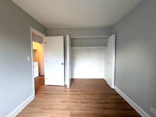 346 Danbury Drive, Naperville, IL 60565