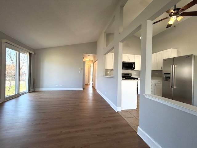 346 Danbury Drive, Naperville, IL 60565