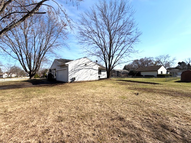 346 Danbury Drive, Naperville, IL 60565