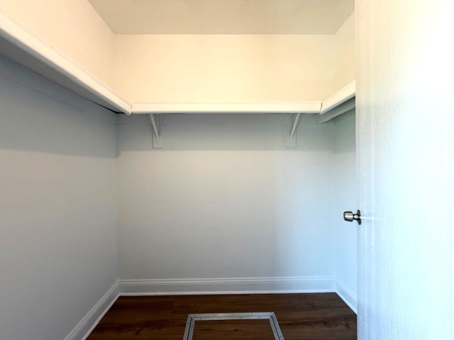 346 Danbury Drive, Naperville, IL 60565