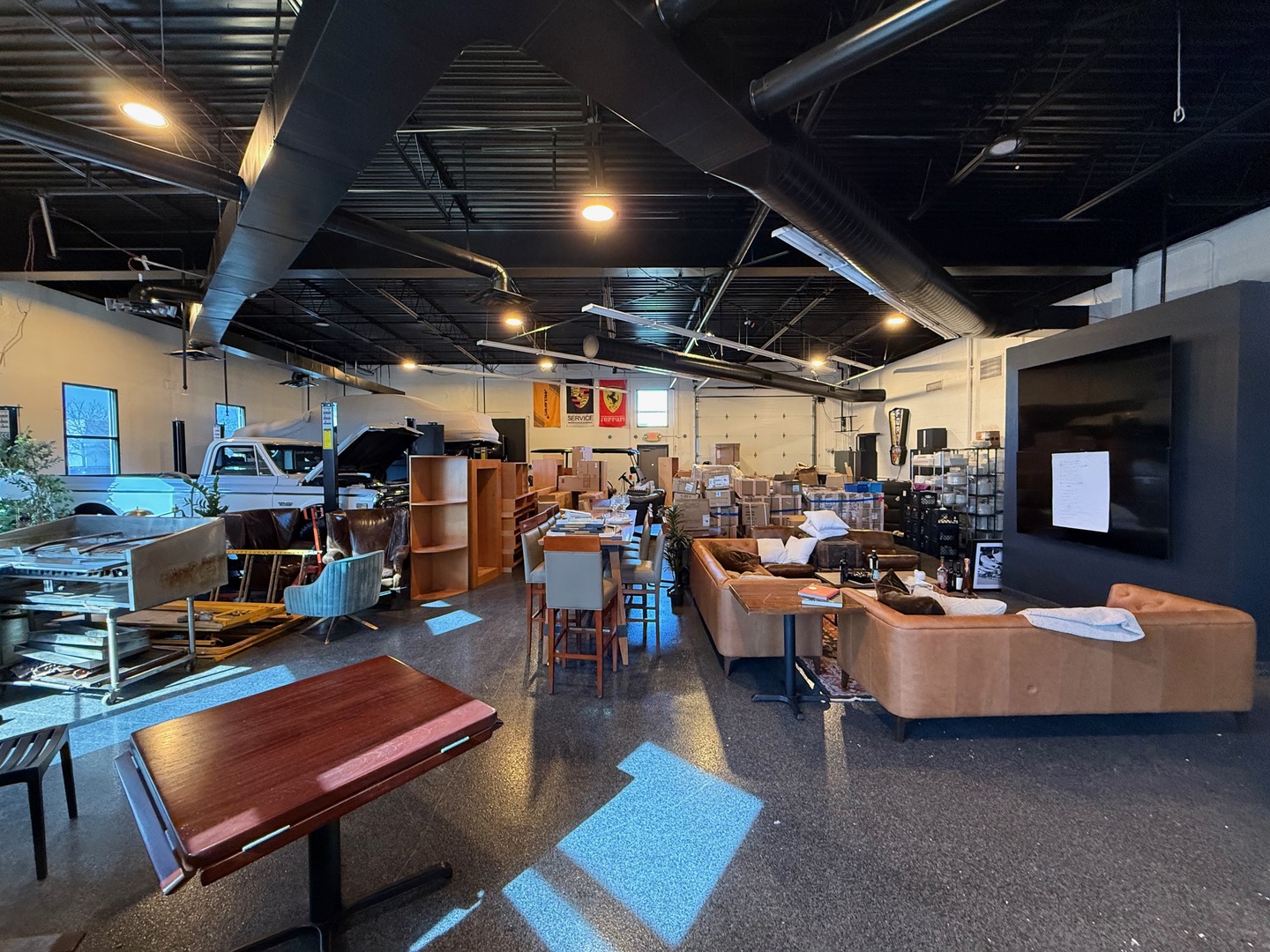 424 Fort Hill Drive #123-124, Naperville, IL 60540