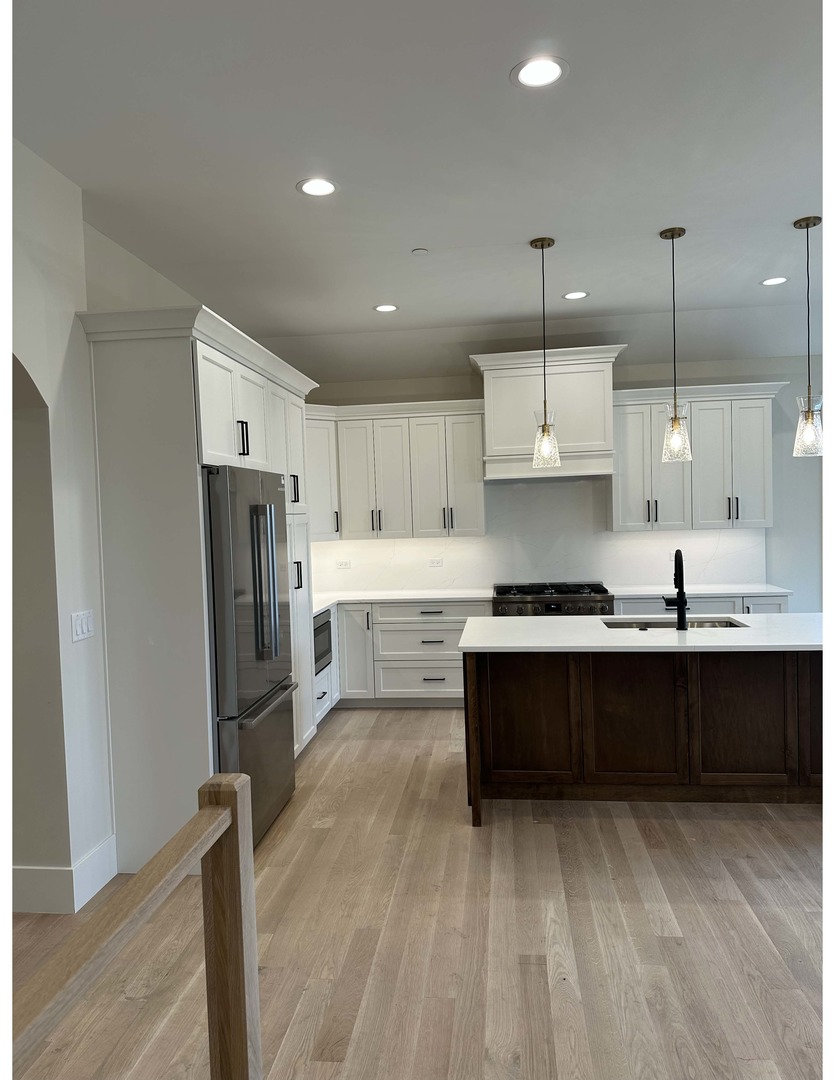 4119 N Lincoln Street, Westmont, IL 60559