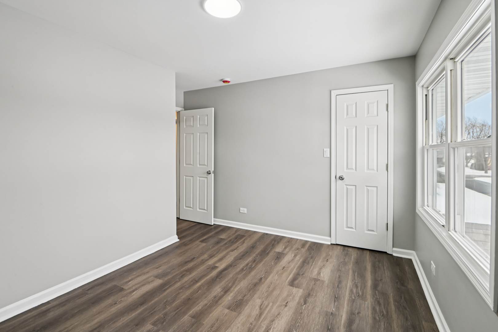 3403 Fountainbleau Drive, Hazel Crest, IL 60429