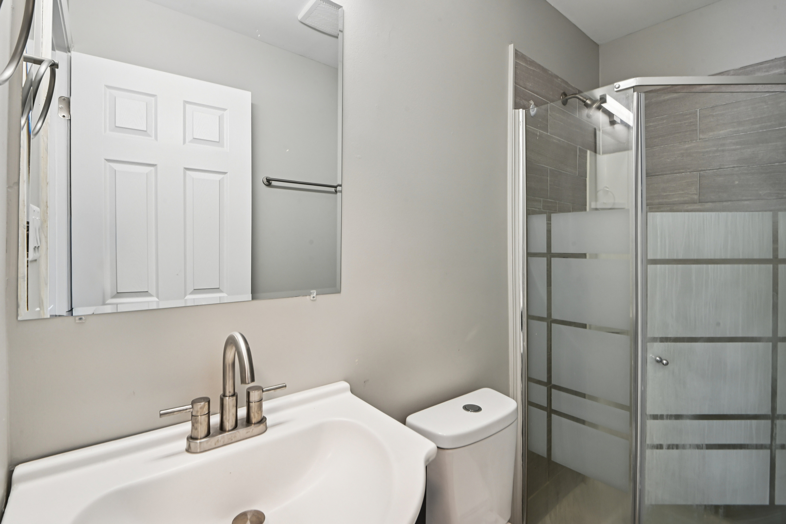 3403 Fountainbleau Drive, Hazel Crest, IL 60429