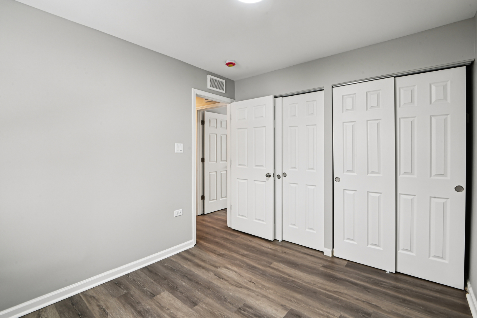 3403 Fountainbleau Drive, Hazel Crest, IL 60429