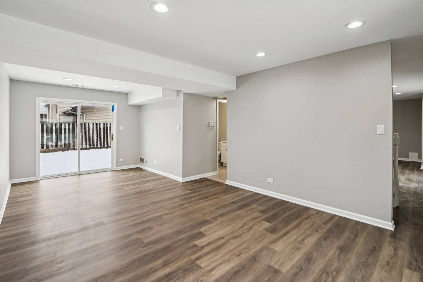 3403 Fountainbleau Drive, Hazel Crest, IL 60429