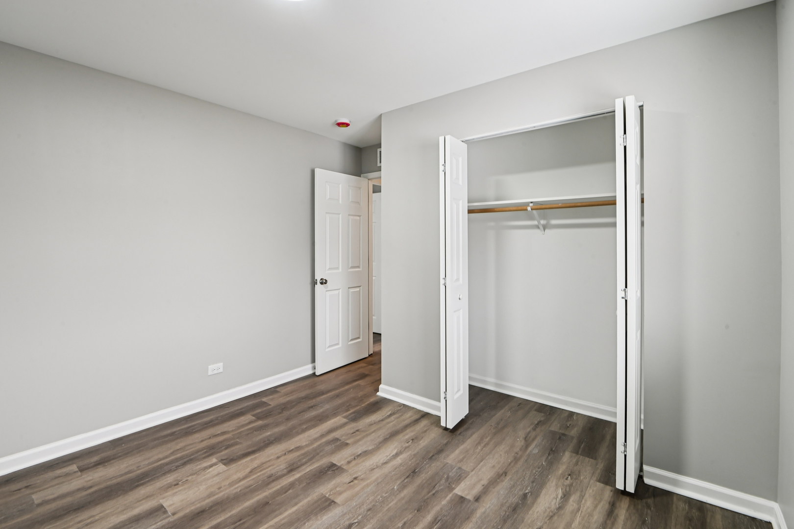 3403 Fountainbleau Drive, Hazel Crest, IL 60429