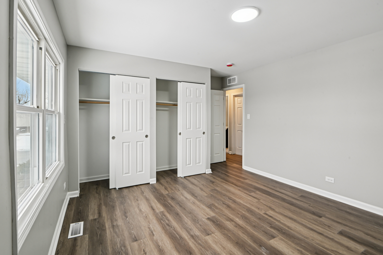 3403 Fountainbleau Drive, Hazel Crest, IL 60429