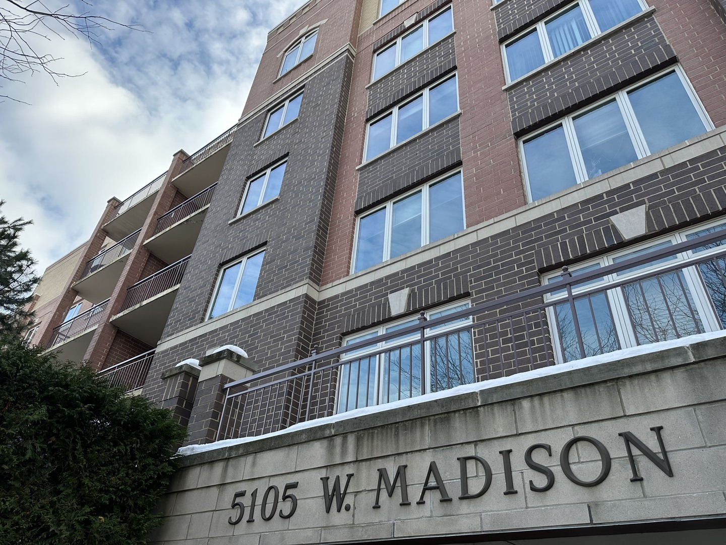 5105 W MADISON Street #1-206, Skokie, IL 60077