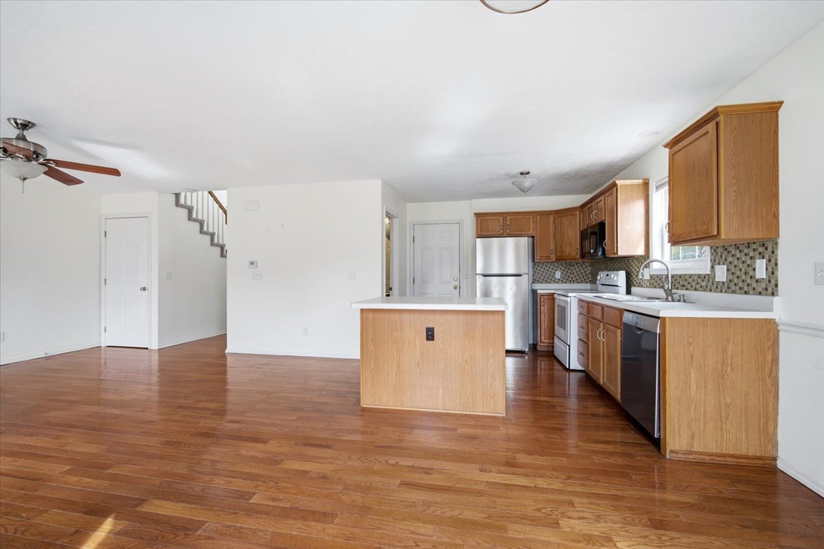 2719 Gill Street, Bloomington, IL 61704