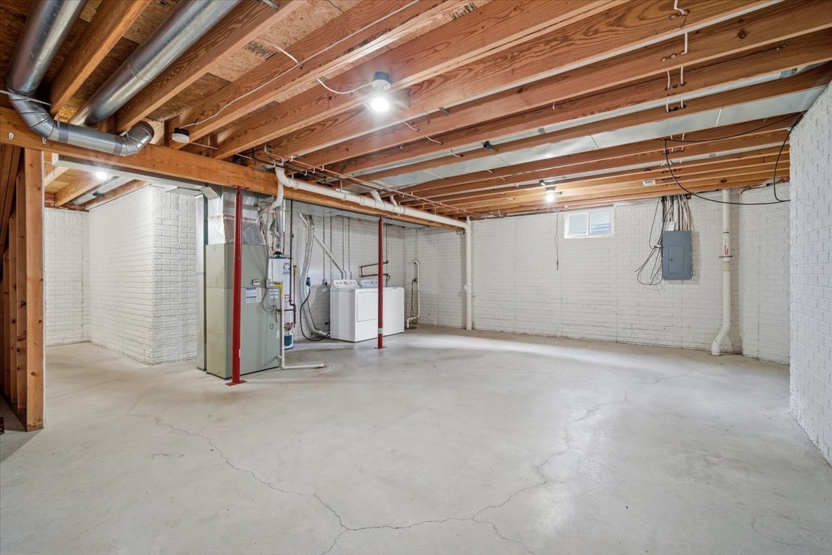 2719 Gill Street, Bloomington, IL 61704