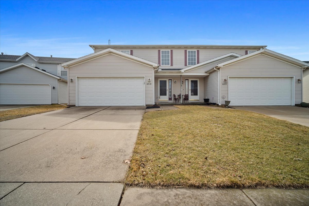 2719 Gill Street, Bloomington, IL 61704