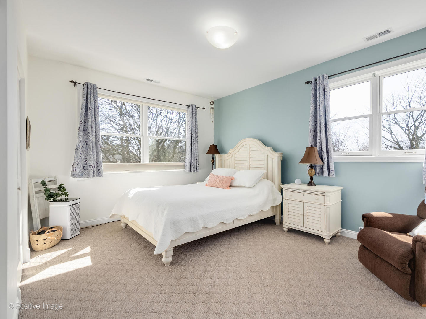 1607 E Indiana Street, Wheaton, IL 60187