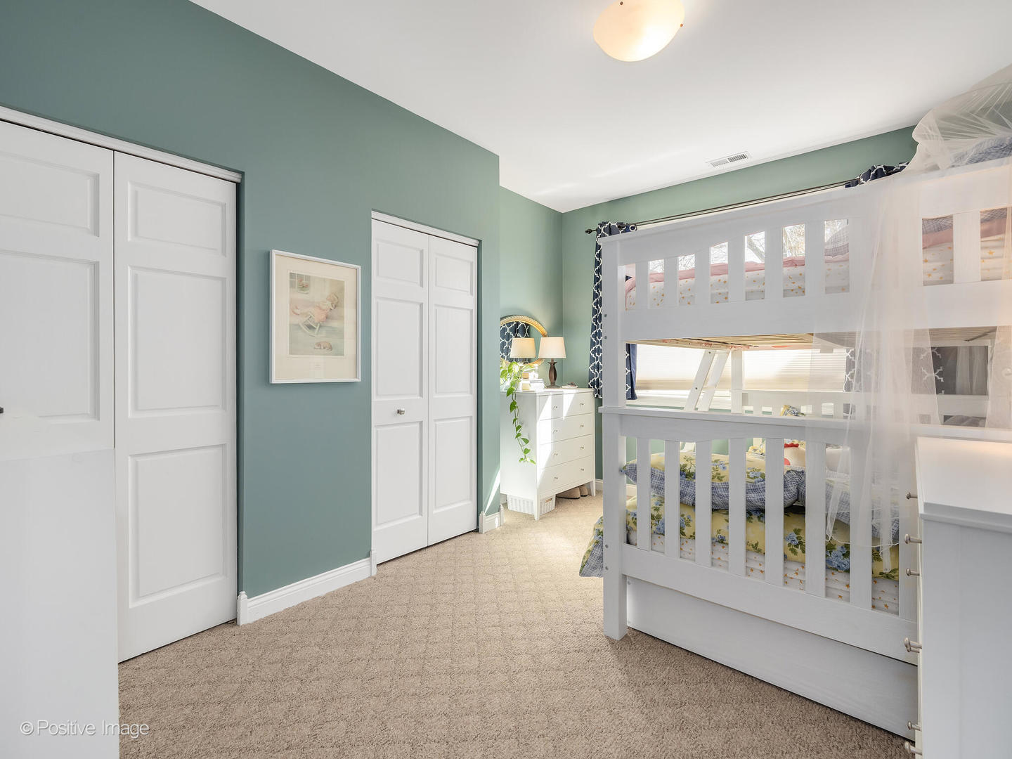 1607 E Indiana Street, Wheaton, IL 60187