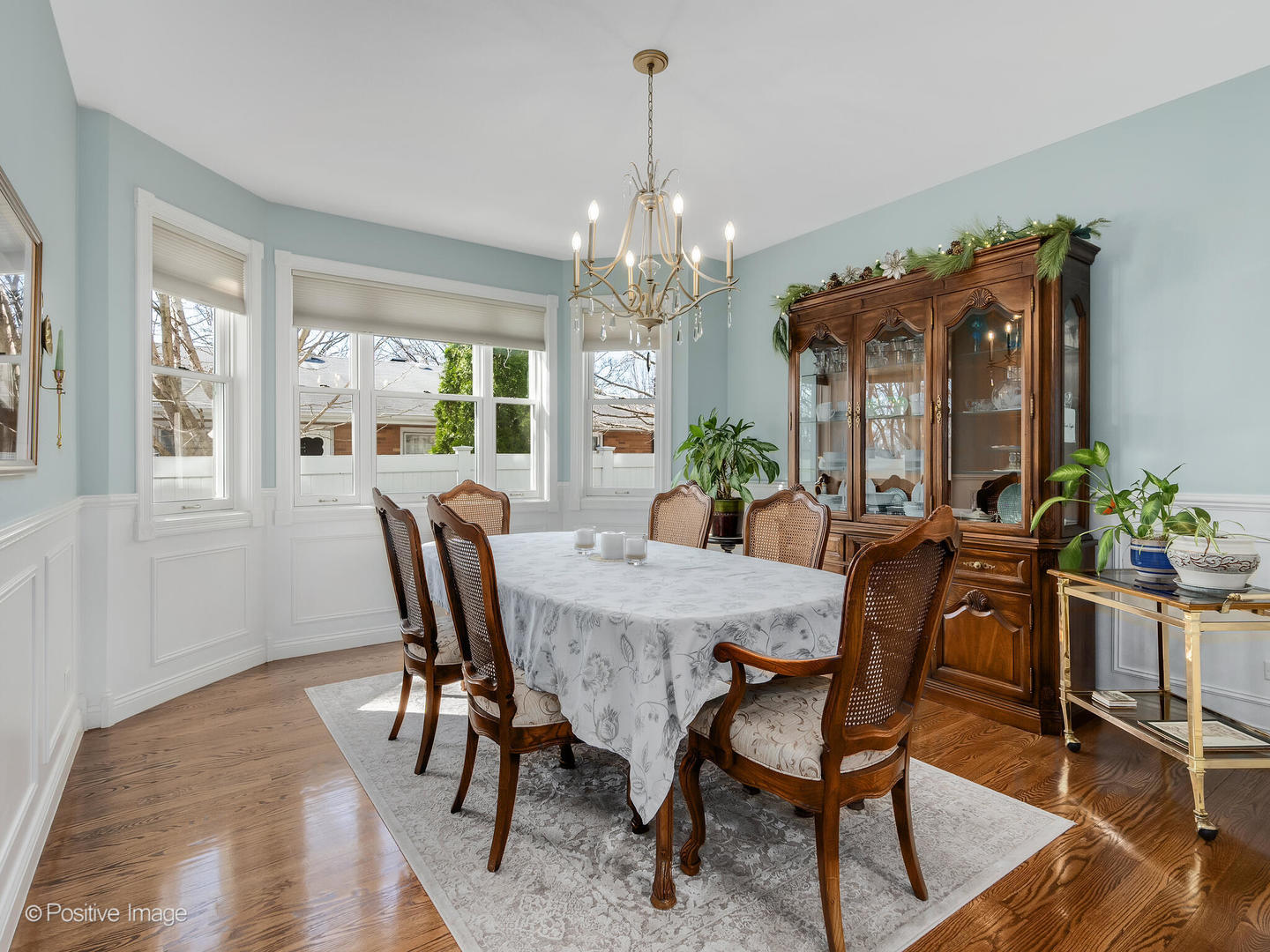 1607 E Indiana Street, Wheaton, IL 60187