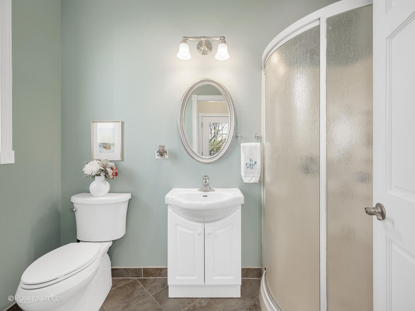 1607 E Indiana Street, Wheaton, IL 60187