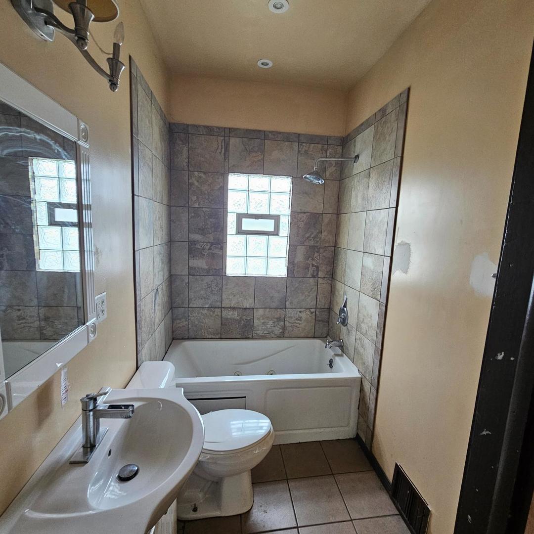 422 GARFIELD Avenue, Calumet City, IL 60409