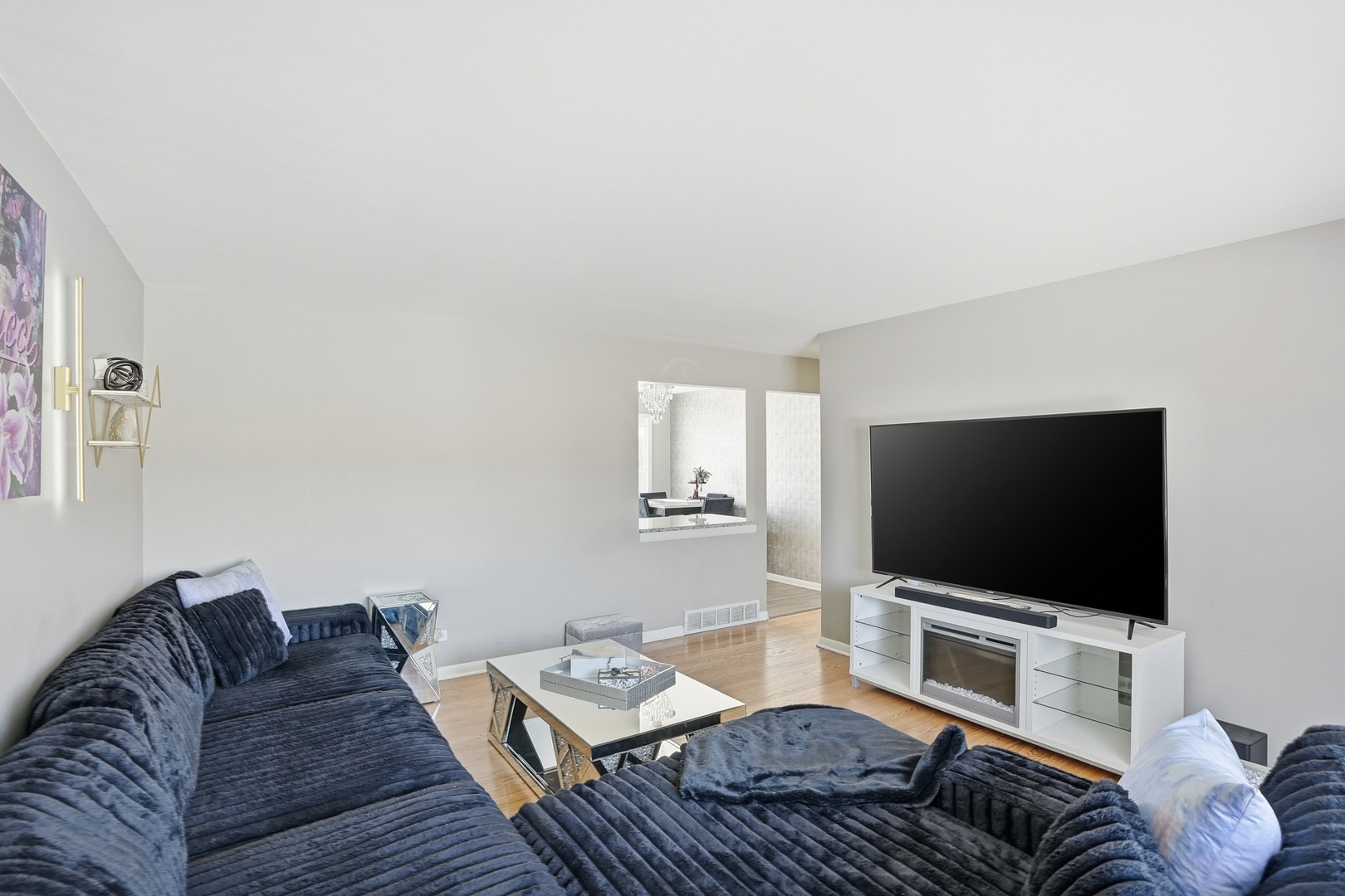 537 E 161st Place, South Holland, IL 60473