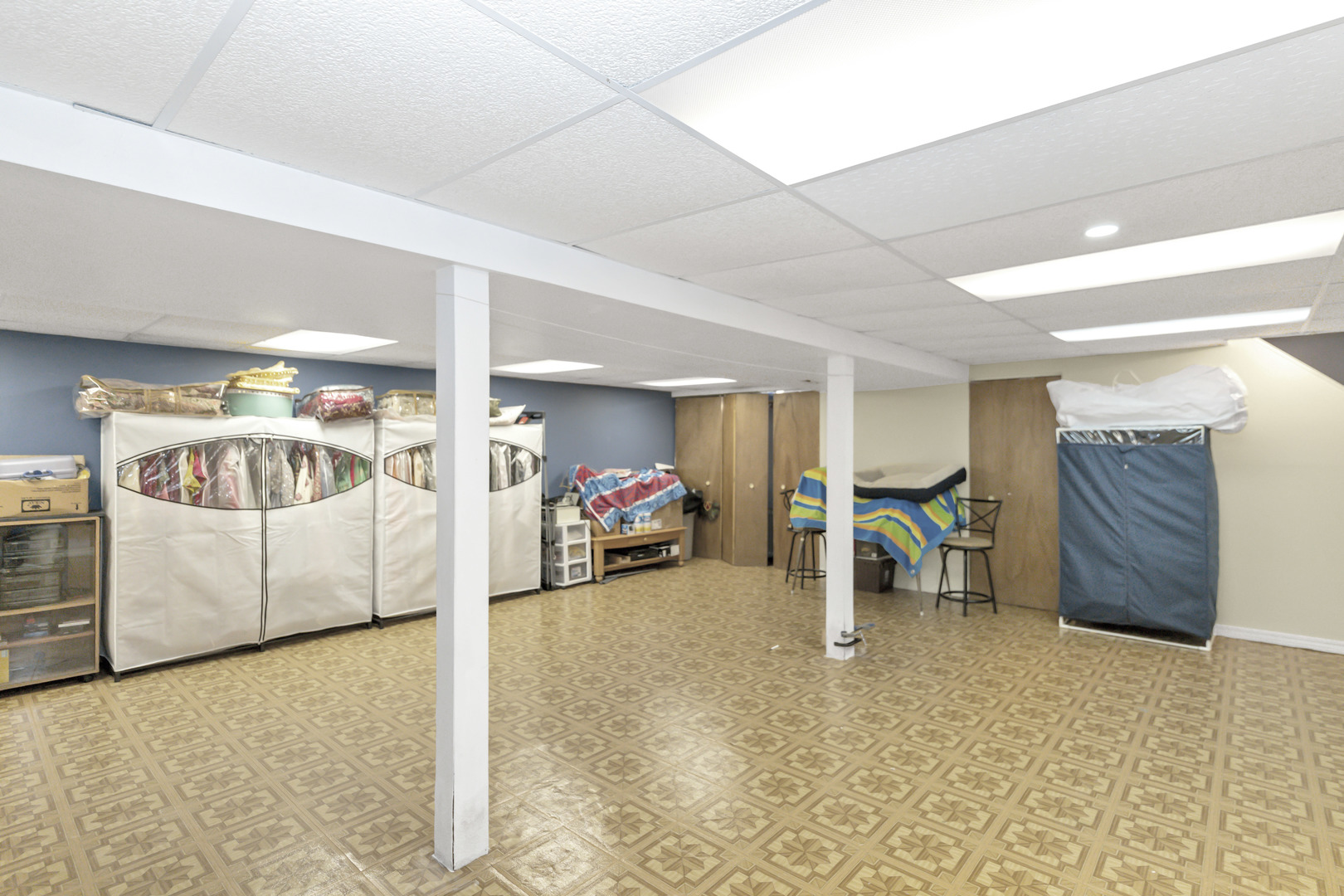 2013 Briar Hill Drive, Schaumburg, IL 60194