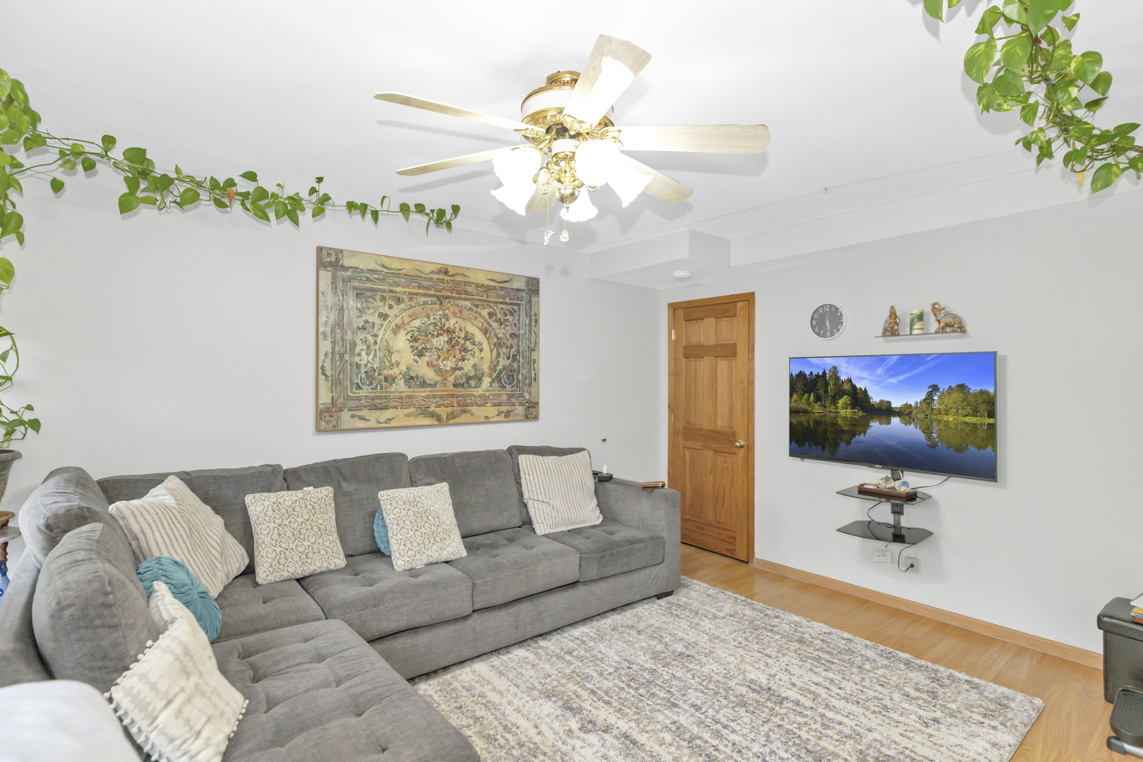 2013 Briar Hill Drive, Schaumburg, IL 60194