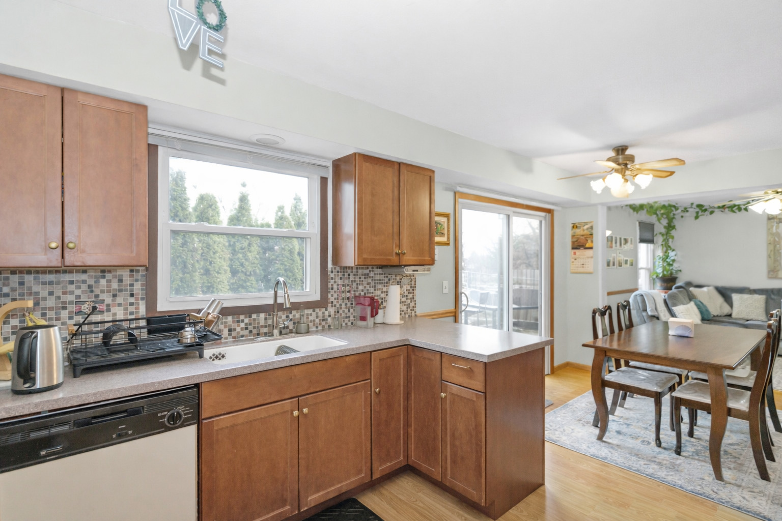 2013 Briar Hill Drive, Schaumburg, IL 60194