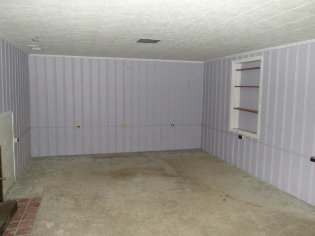 13 Southern Drive, Decatur, IL 62521