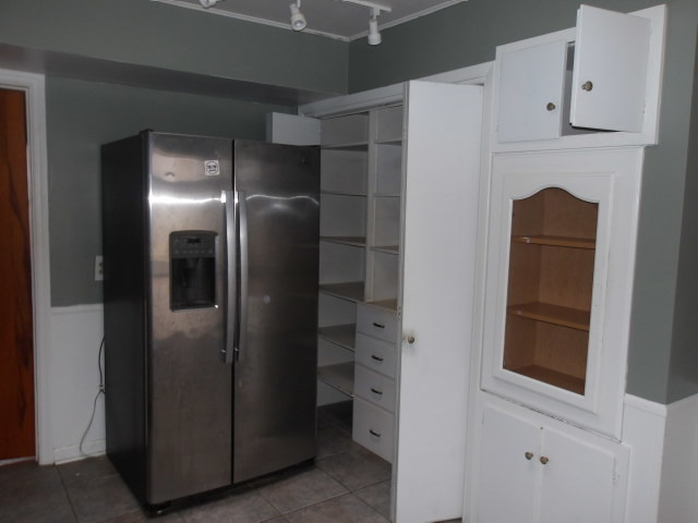 13 Southern Drive, Decatur, IL 62521