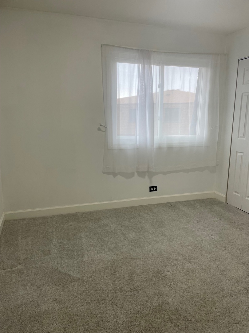 4921 W 109th Street #304, Oak Lawn, IL 60453