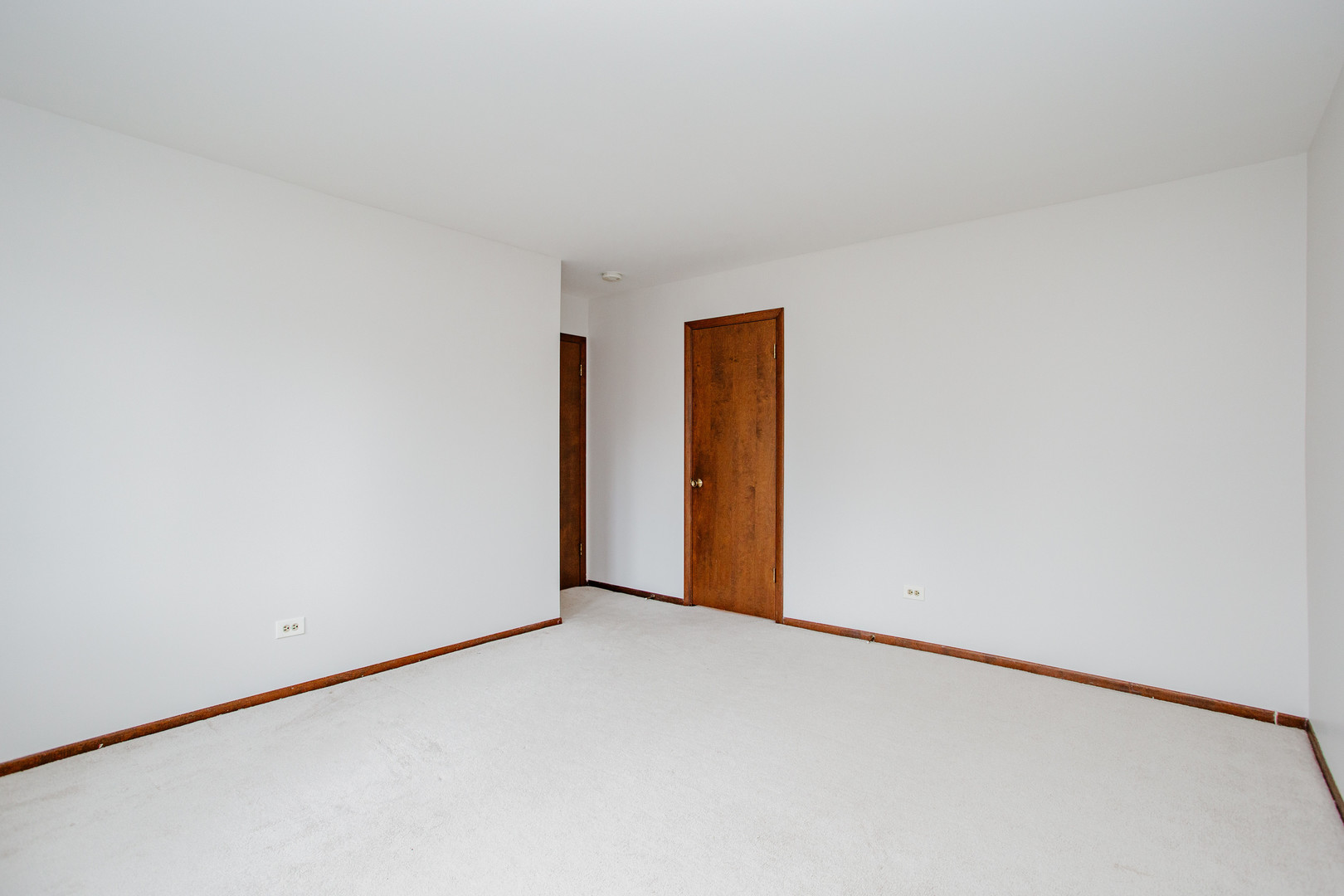 1900 LANDWEHR Road, Northbrook, IL 60062