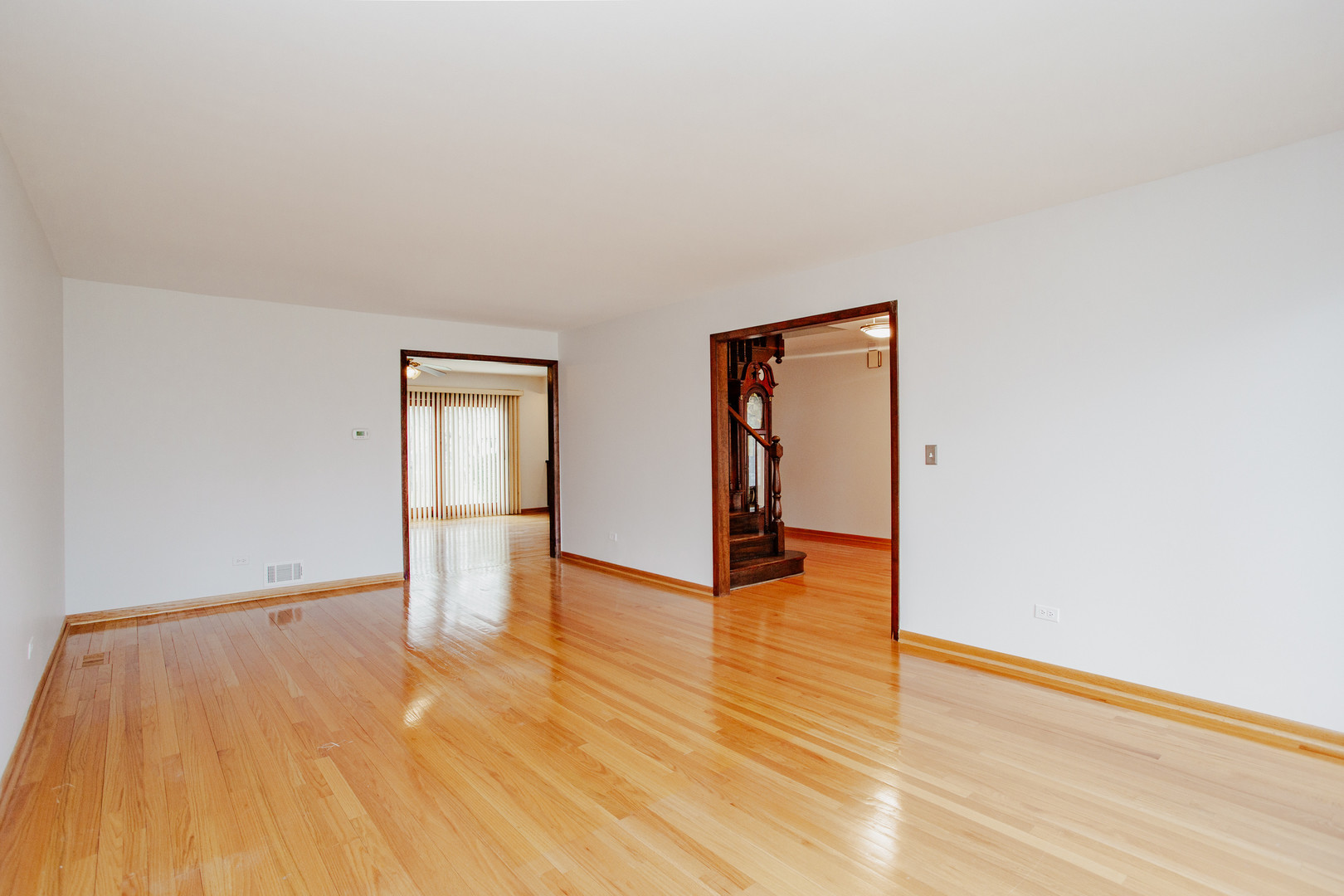 1900 LANDWEHR Road, Northbrook, IL 60062