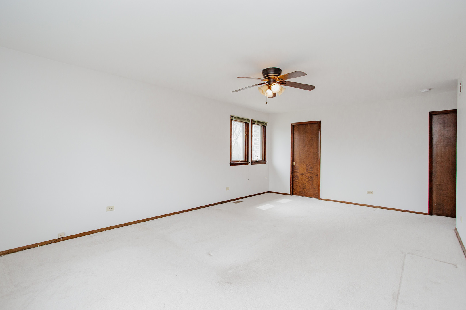 1900 LANDWEHR Road, Northbrook, IL 60062