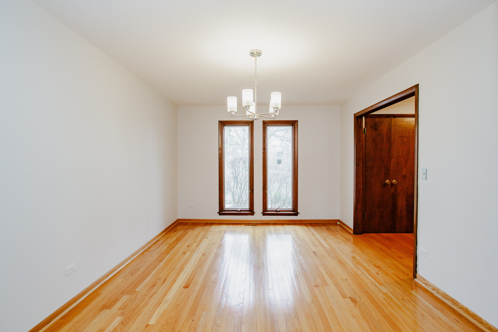 1900 LANDWEHR Road, Northbrook, IL 60062