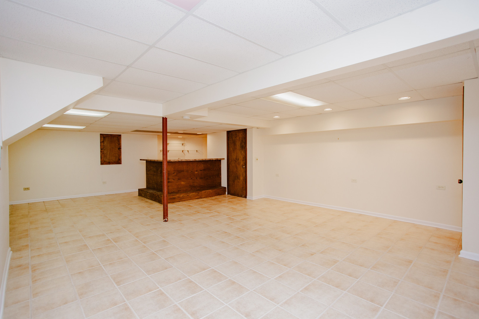 1900 LANDWEHR Road, Northbrook, IL 60062