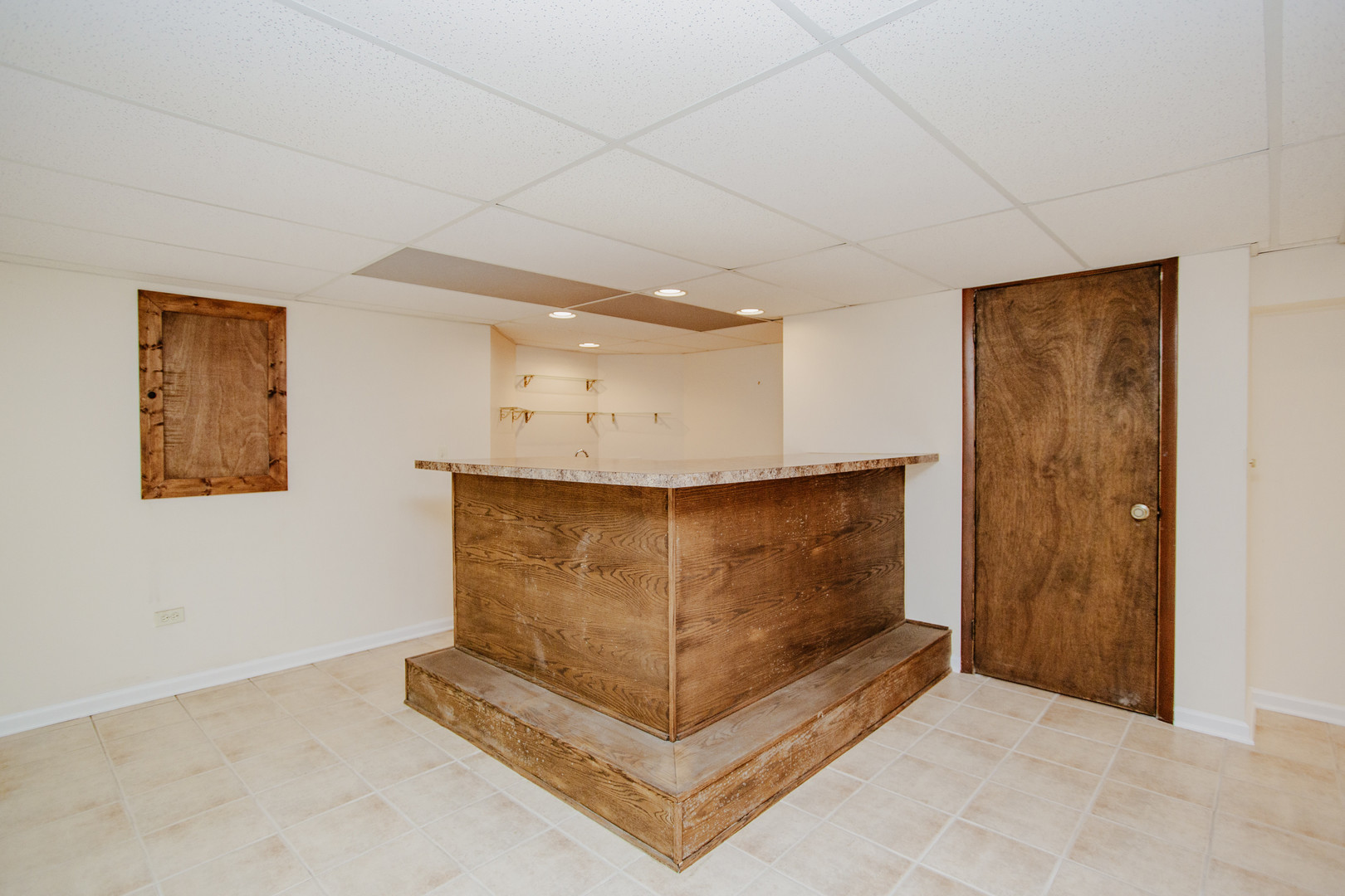 1900 LANDWEHR Road, Northbrook, IL 60062