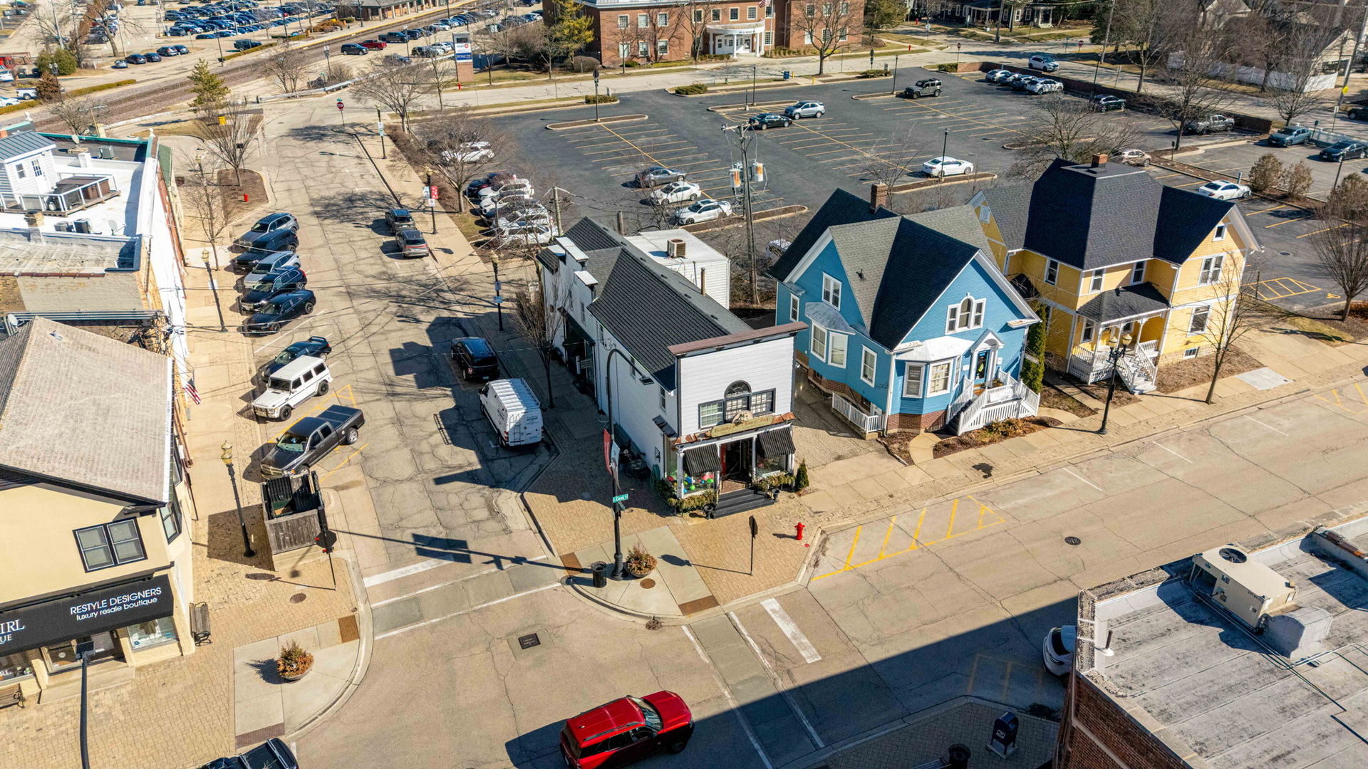 201 S Cook Street, Barrington, IL 60010