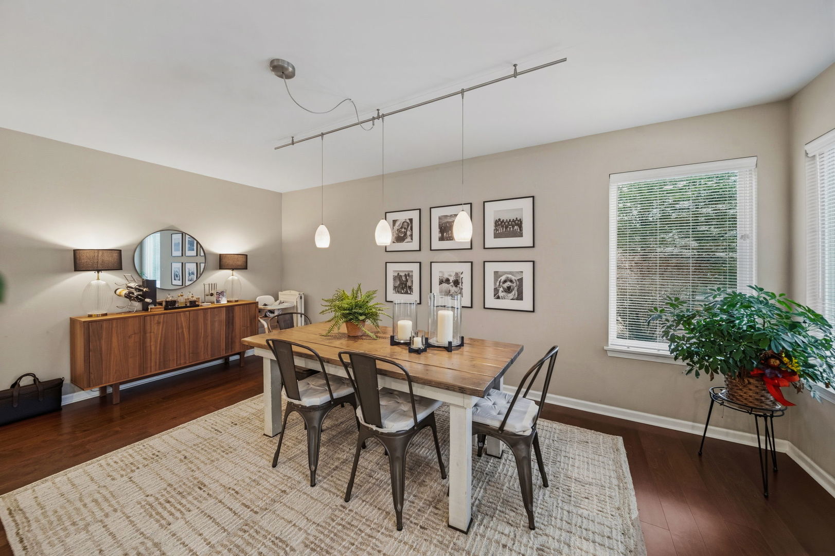 230 Willow Bnd, Bolingbrook, IL 60490