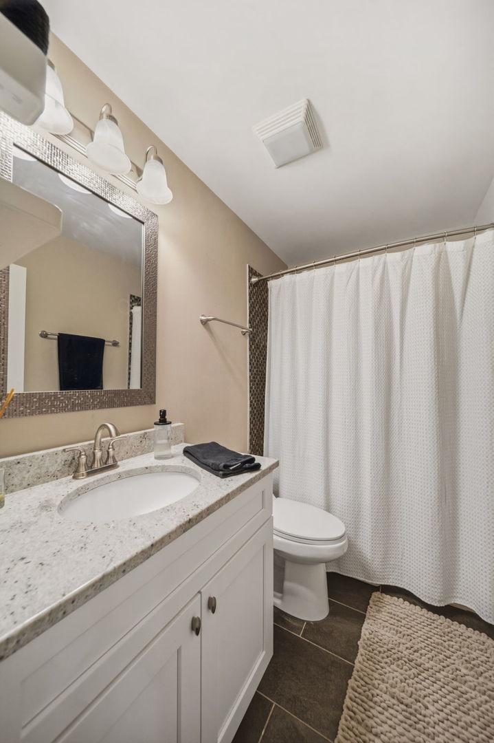 230 Willow Bnd, Bolingbrook, IL 60490