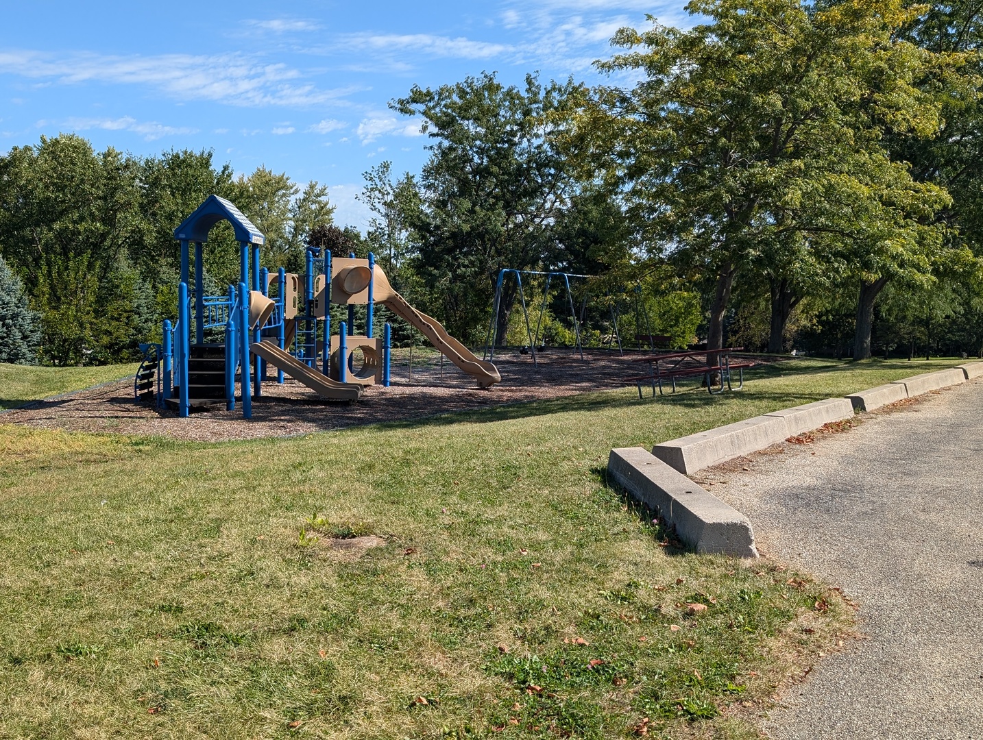 209 Lake Summerset Road, Lake Summerset, IL 61019