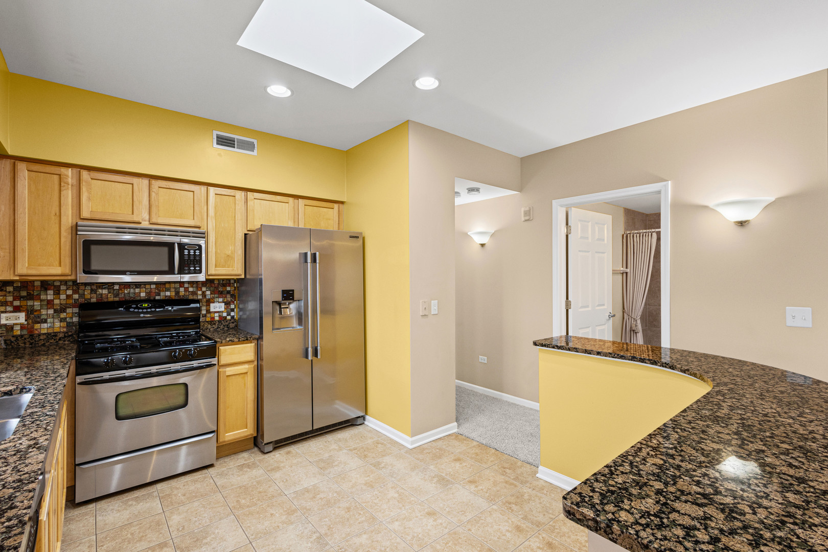 405 S Creekside Drive #605, Palatine, IL 60074