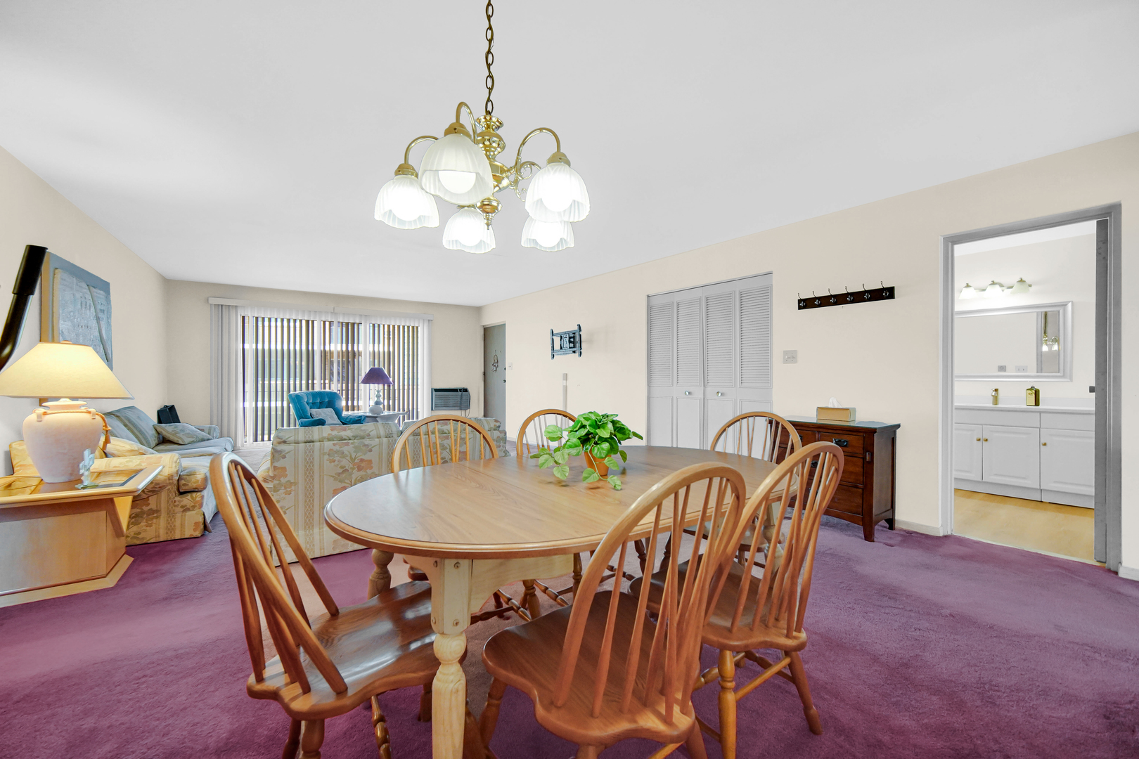 10336 S Pulaski Road #202, Oak Lawn, IL 60453